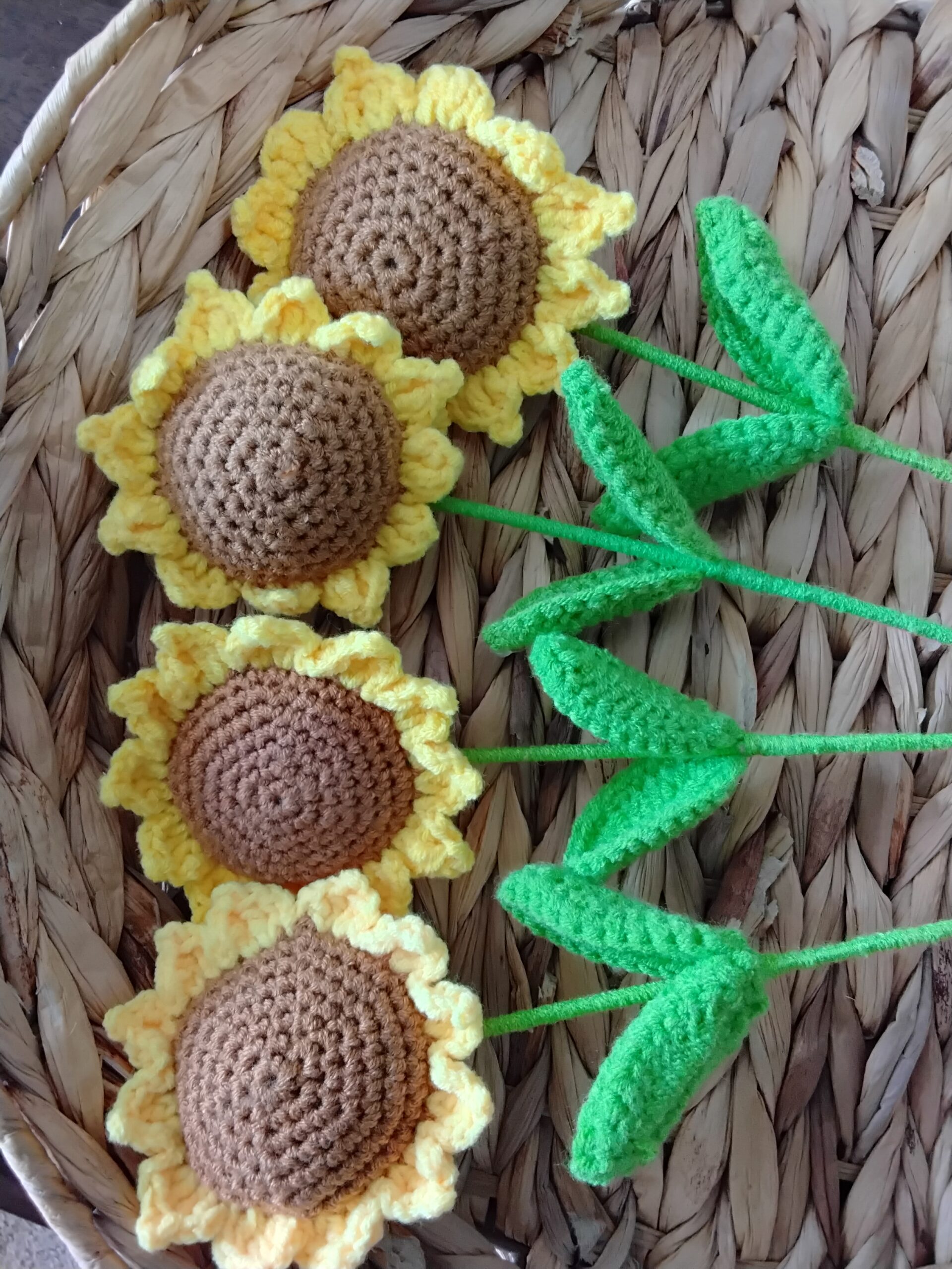 Handmade Crochet Sunflower Stems With Decorative Yarn Flower Set Design